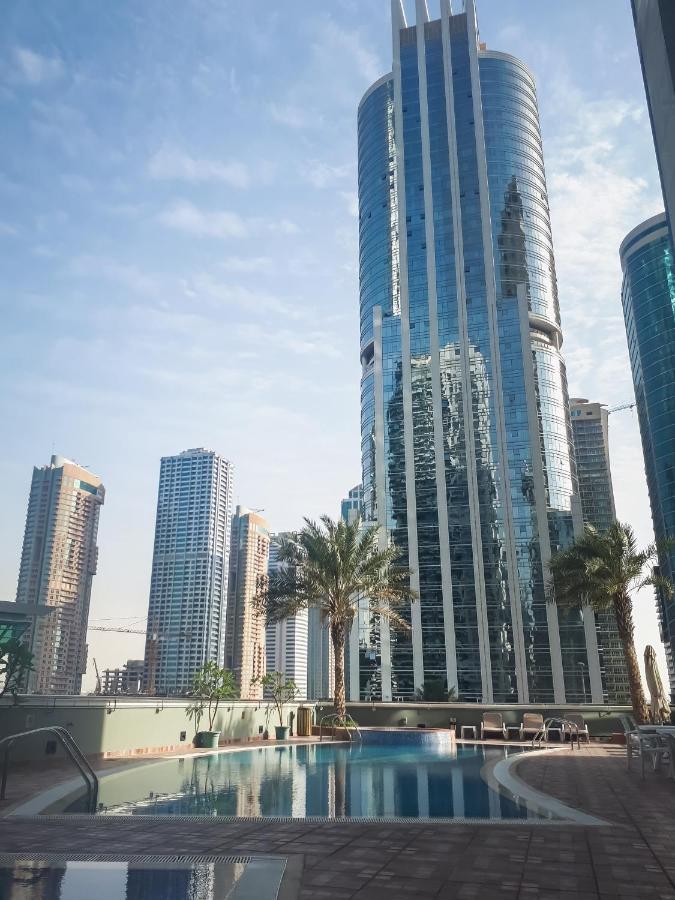 Higuests - Cozy Studio With Panoramic Views On The Lake Apartment Dubai Exterior foto